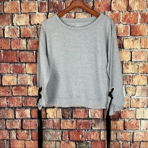 New York & Co Soho Street Women’s Tie Ribbon Wrist Top Size Medium New with tag